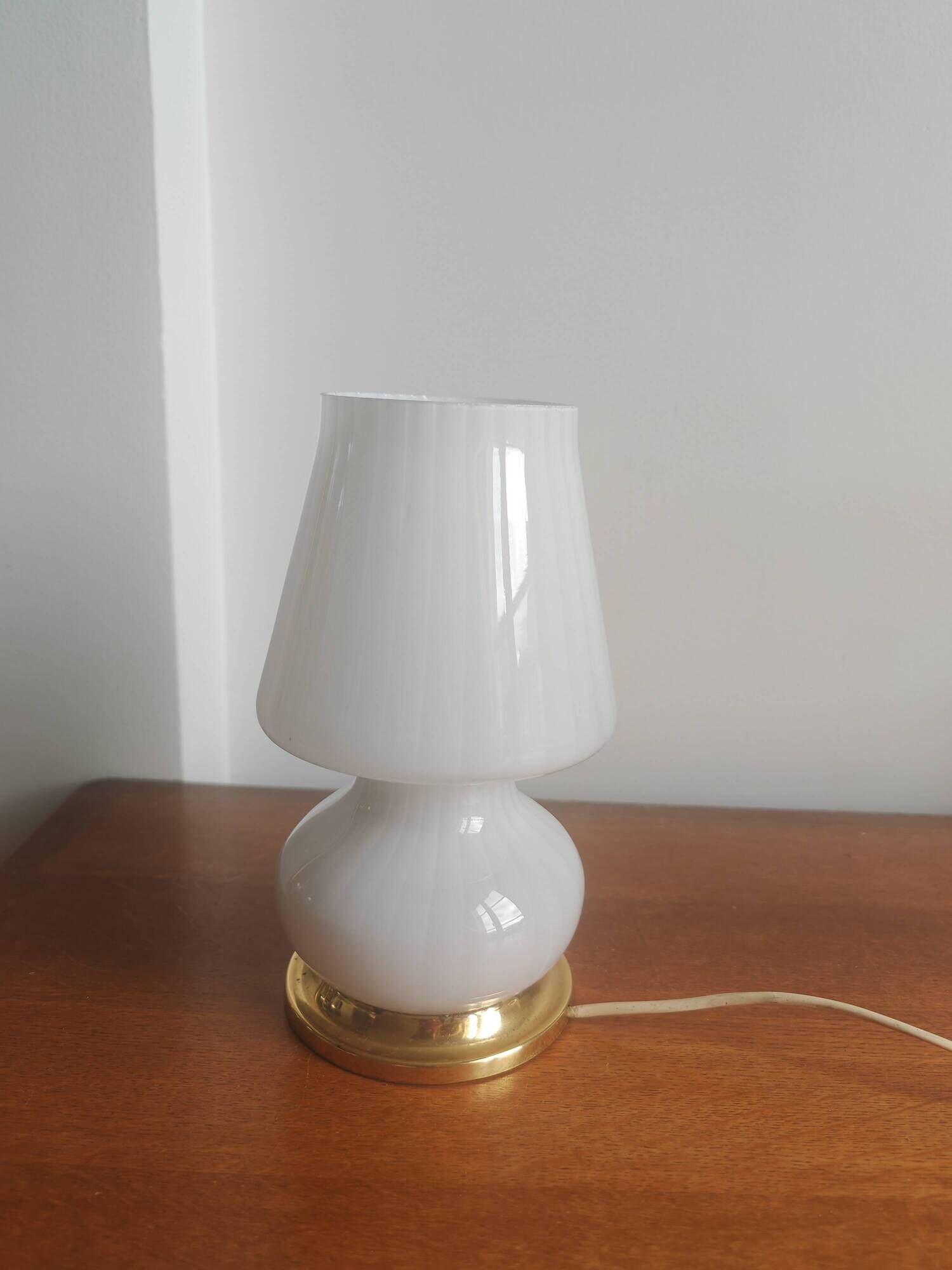 Vintage Murano / Vetri Mushroom Lamp - Opaline Glass & Brass - 1970s