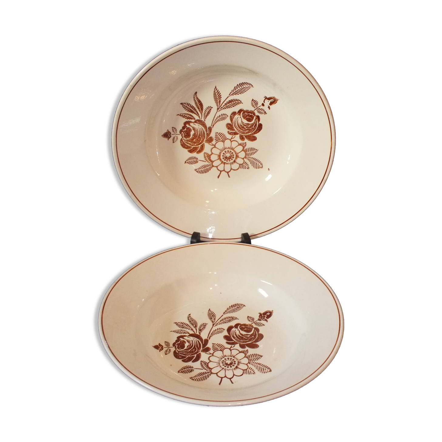 2 vintage round dishes - brown roses