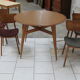 Table et quatre chaises scandinave