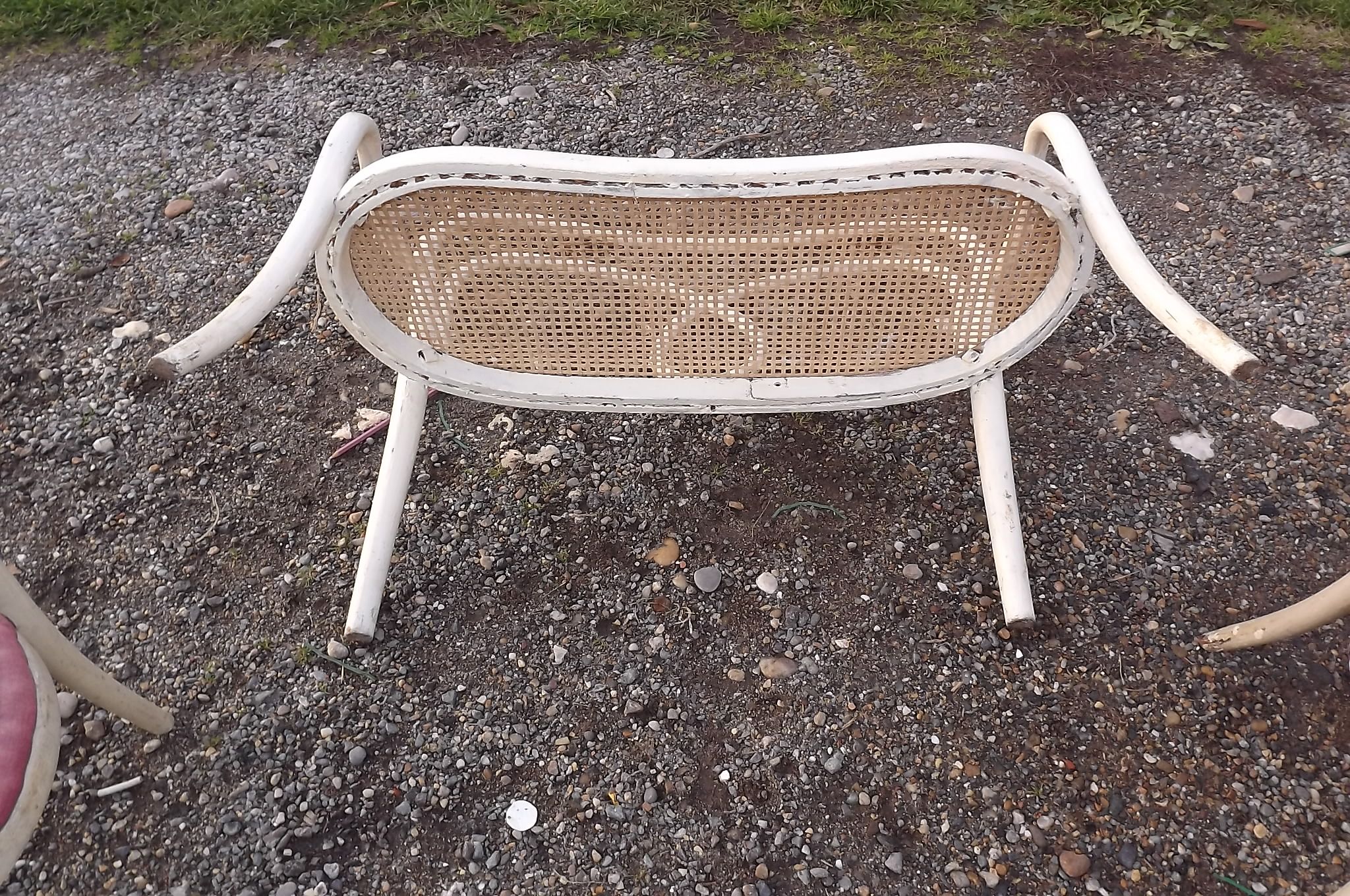Mobilier enfant en bois courbé