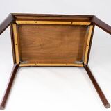 Table d’appoint en palissandre conçue par Henning Kjærnulf et fabriquée par Vejle Furniture dans les années 1960