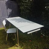 Formica table with extensions