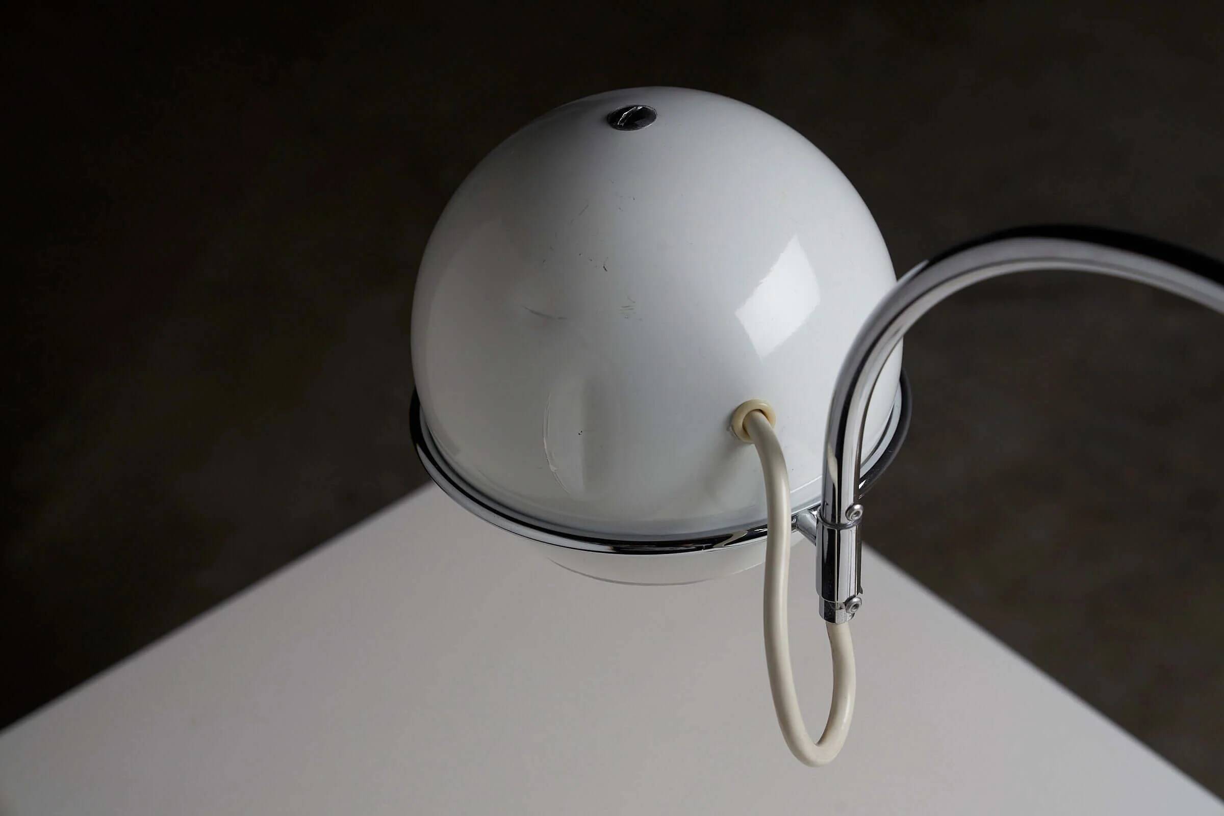 Lampe de table arc en chrome par Cosack
