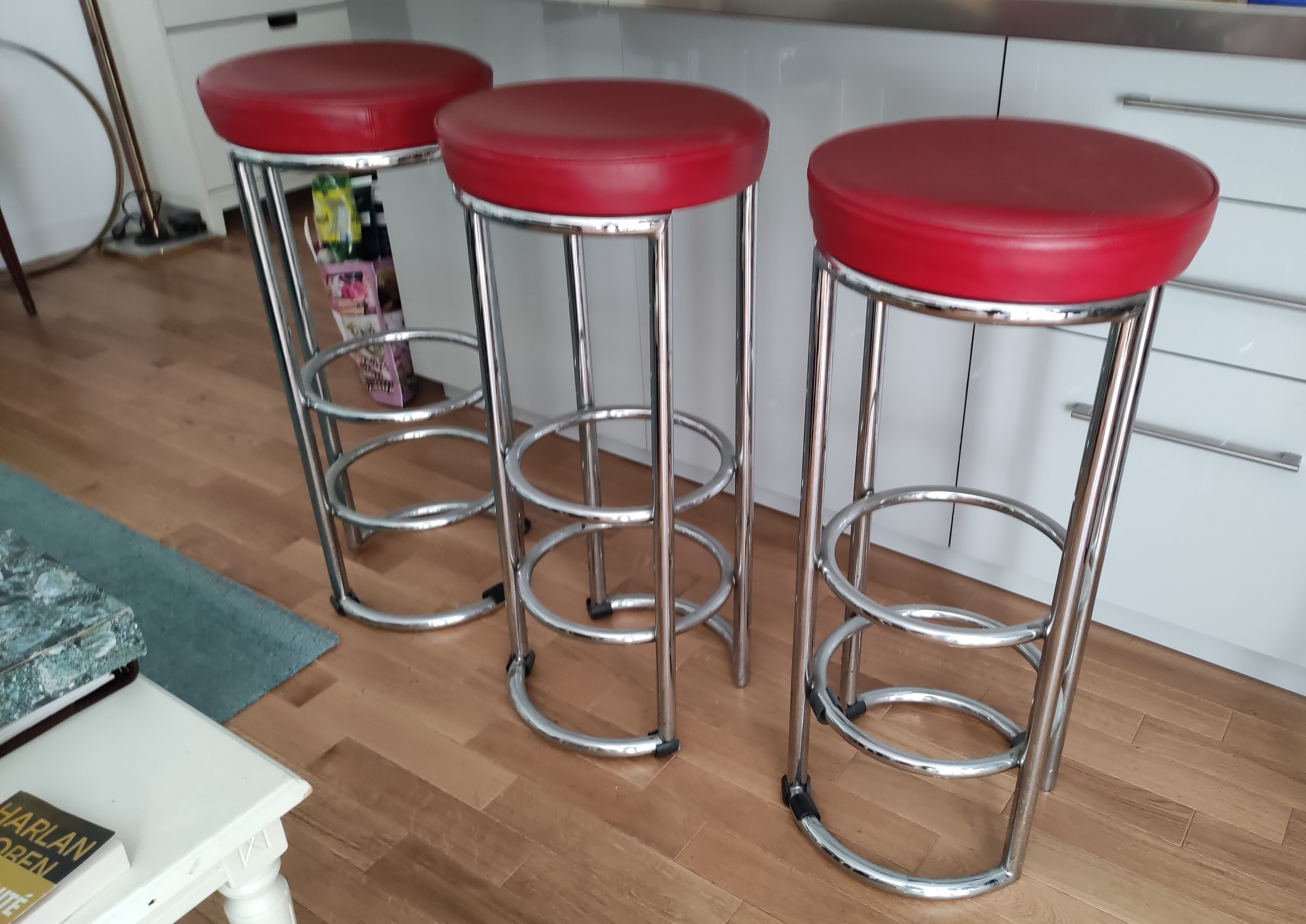 Set of 3 retro bar stools