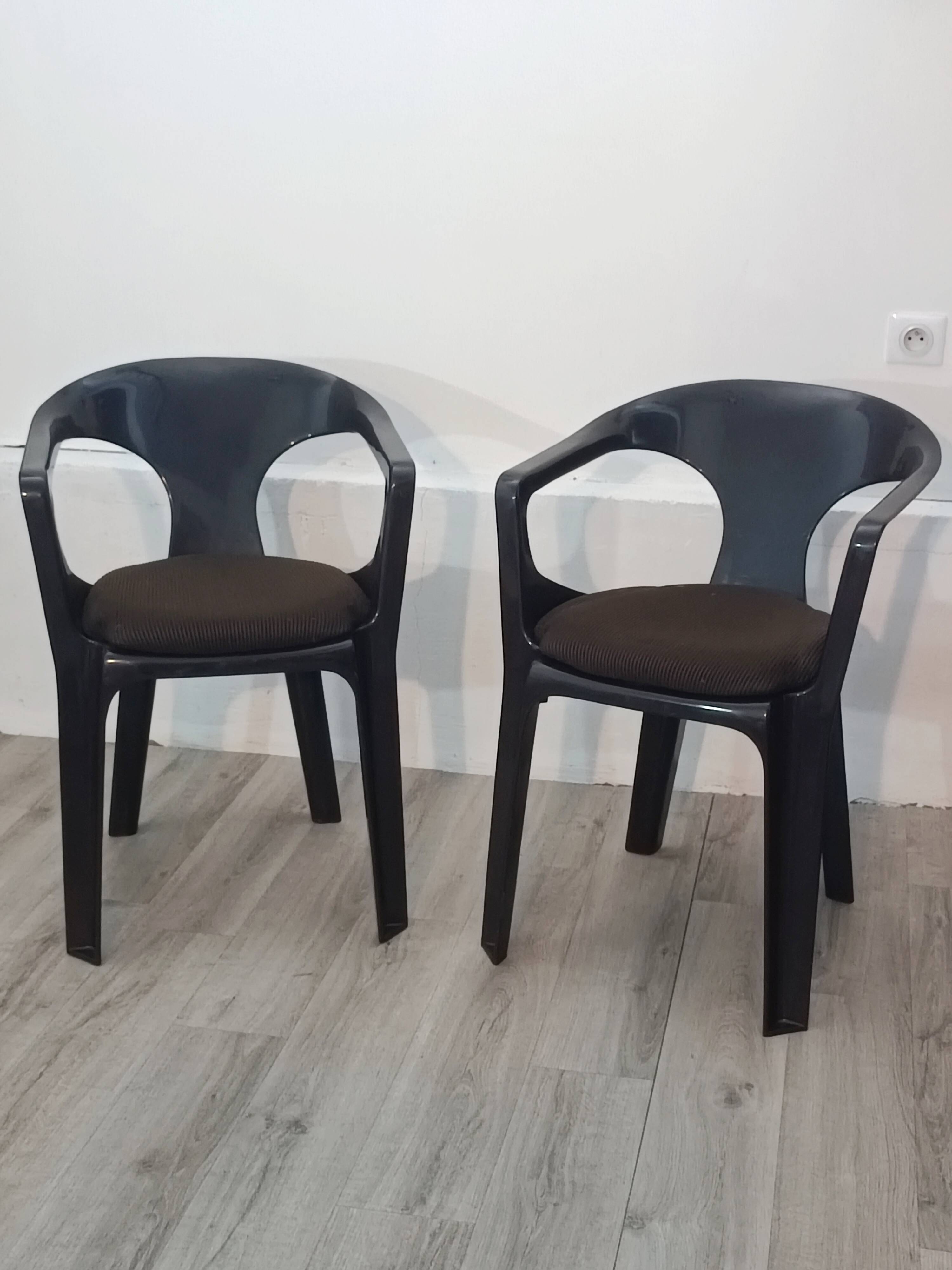 Pair of armchairs by Henry Massonet for Stamp 1974