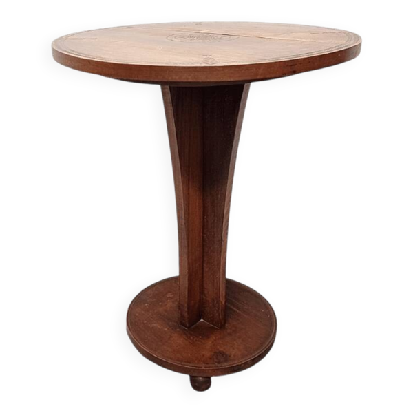 Table d'appoint ronde en bois de hêtre avec sculpture, années 1950