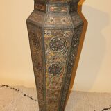 Vase en bois
