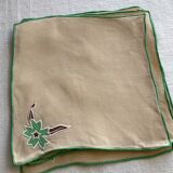 Nappe à thé brodée vintage et serviettes