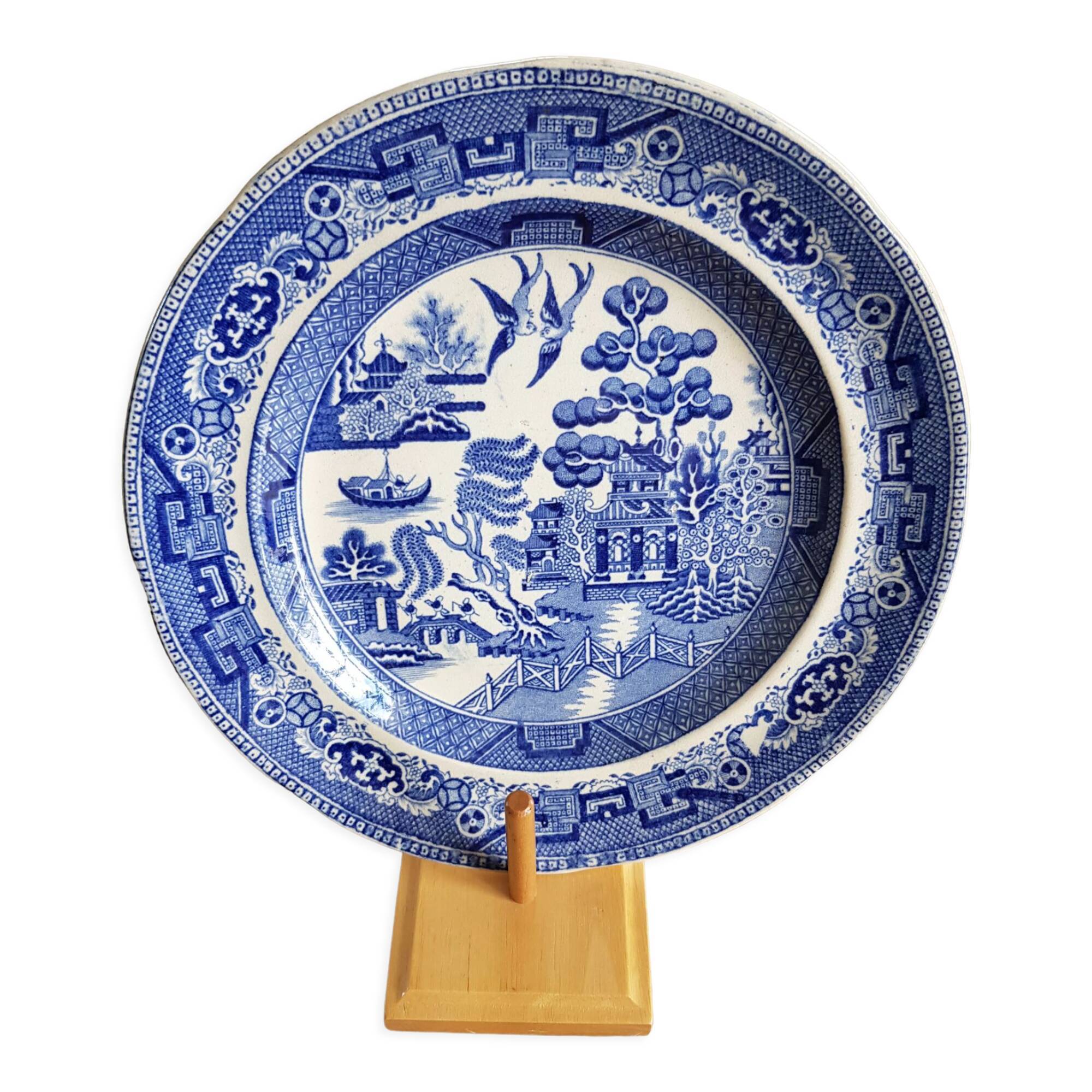 Decorative japanese landscape plate