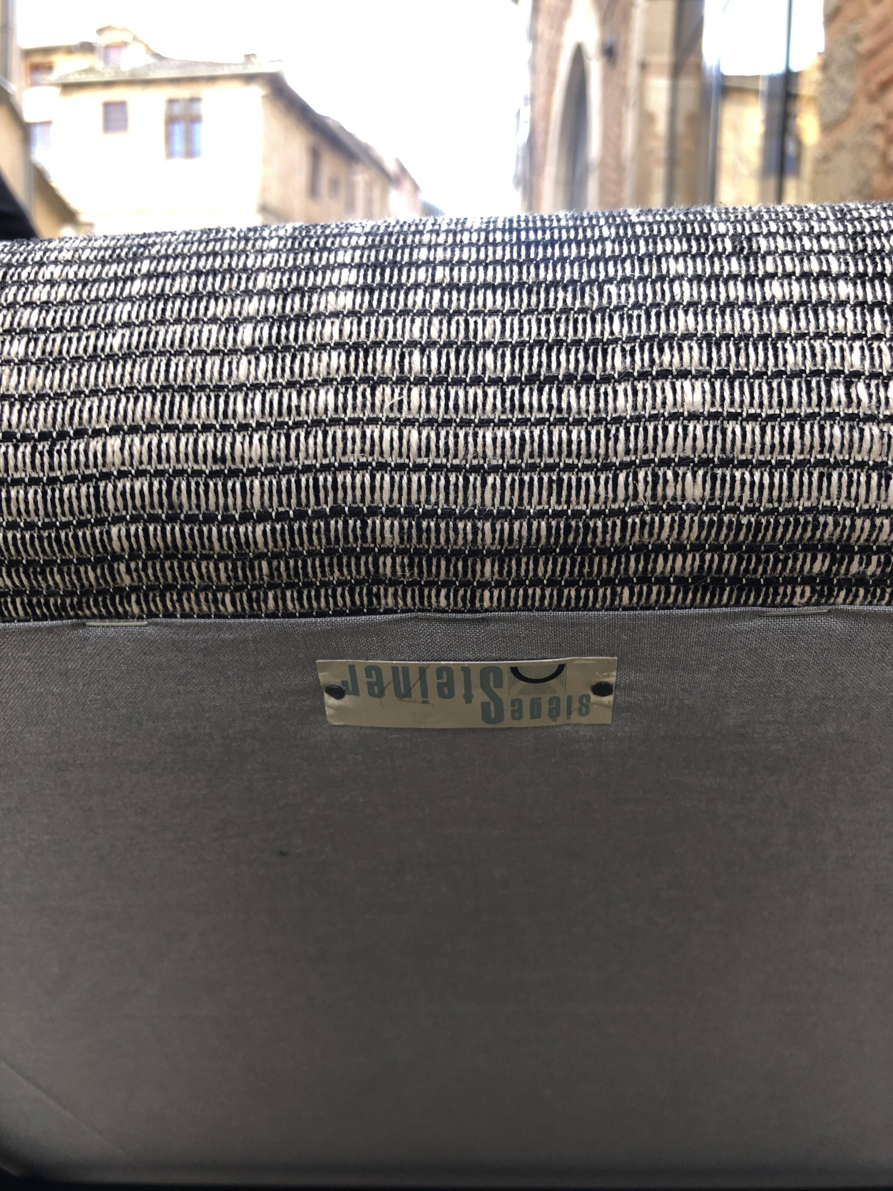 Paire de fauteuils 743 Joseph andré Motte Steiner