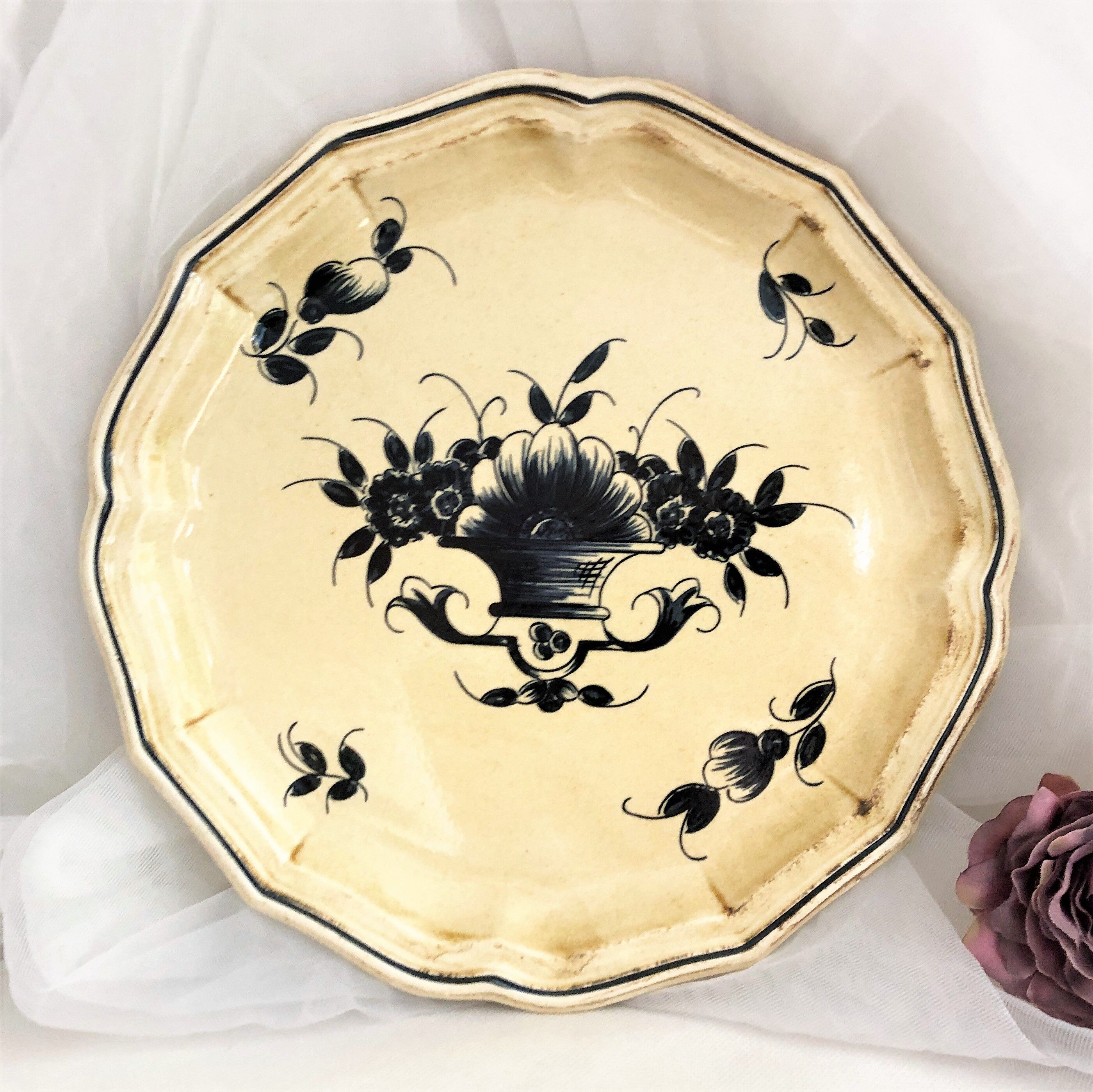 Decorative plate earthenware from Salins France decoration Basket