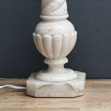 Pied de lampe italien en marbre blanc torsadé
