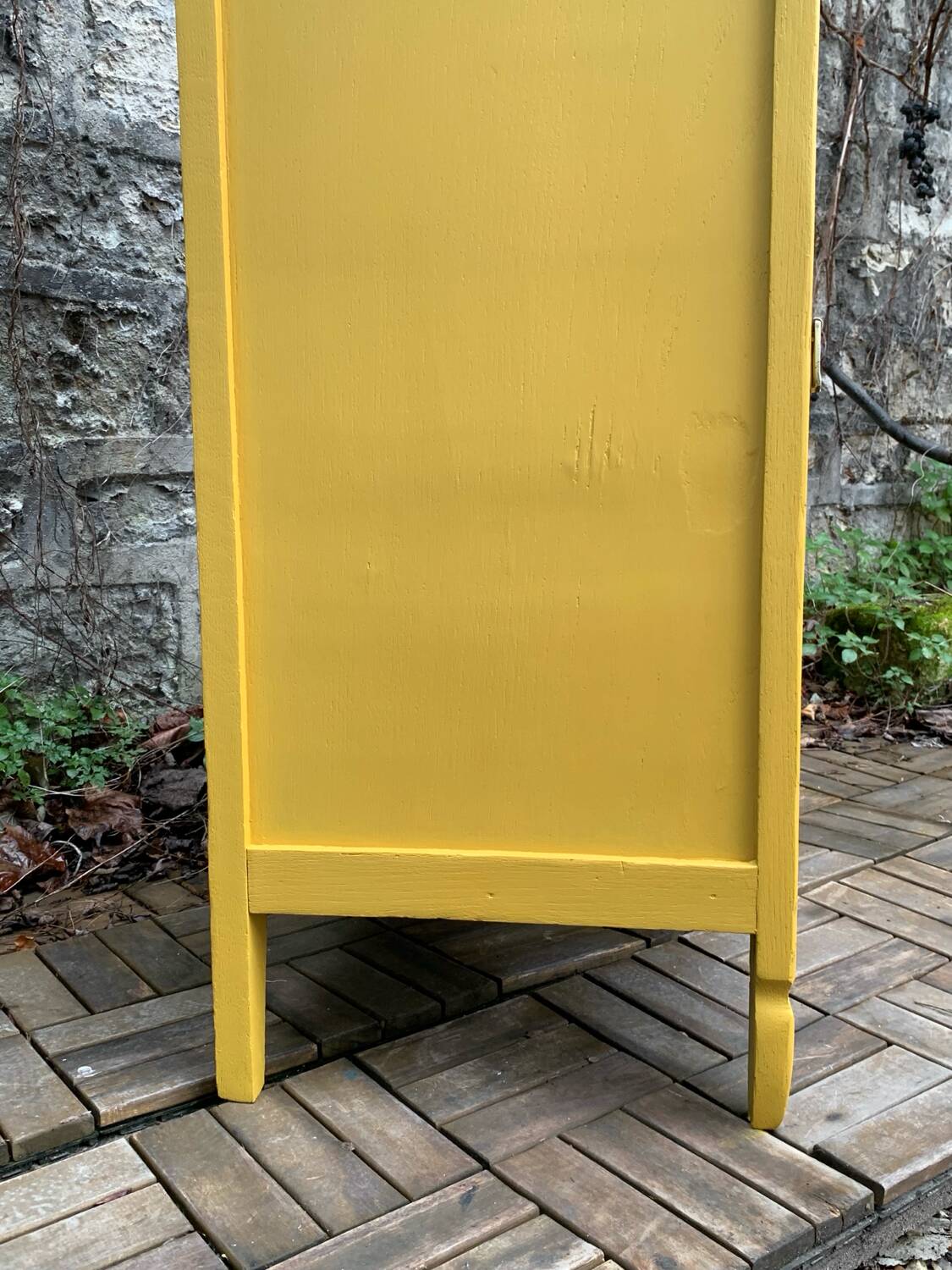 Parisian art deco buffet in yellow ochre