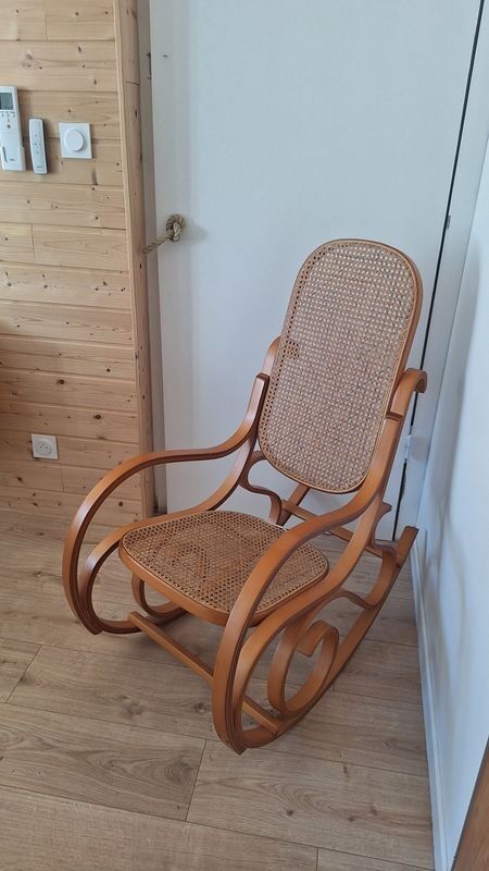 Rocking chair