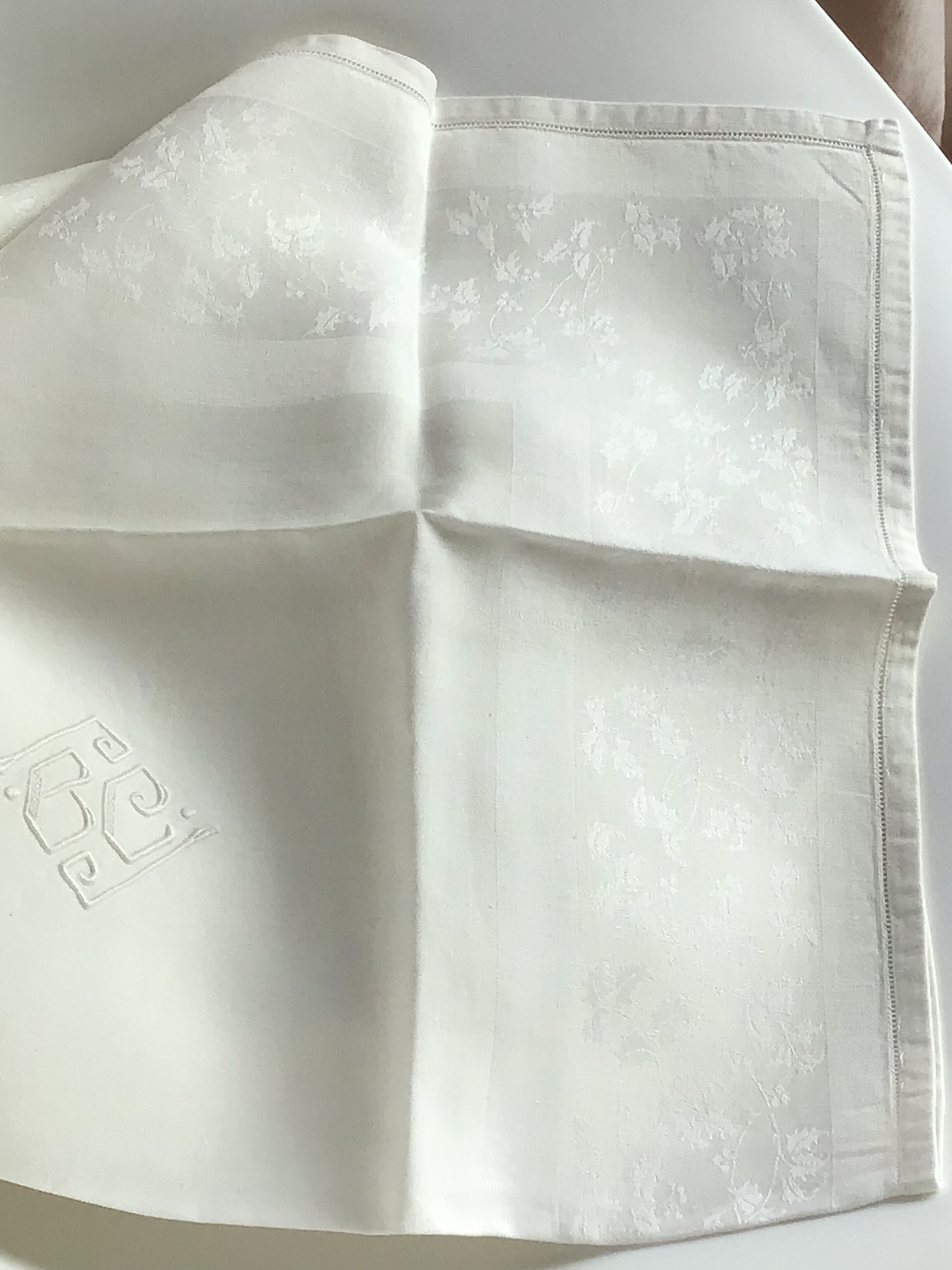 12 embroidered towels BC square damask ivory