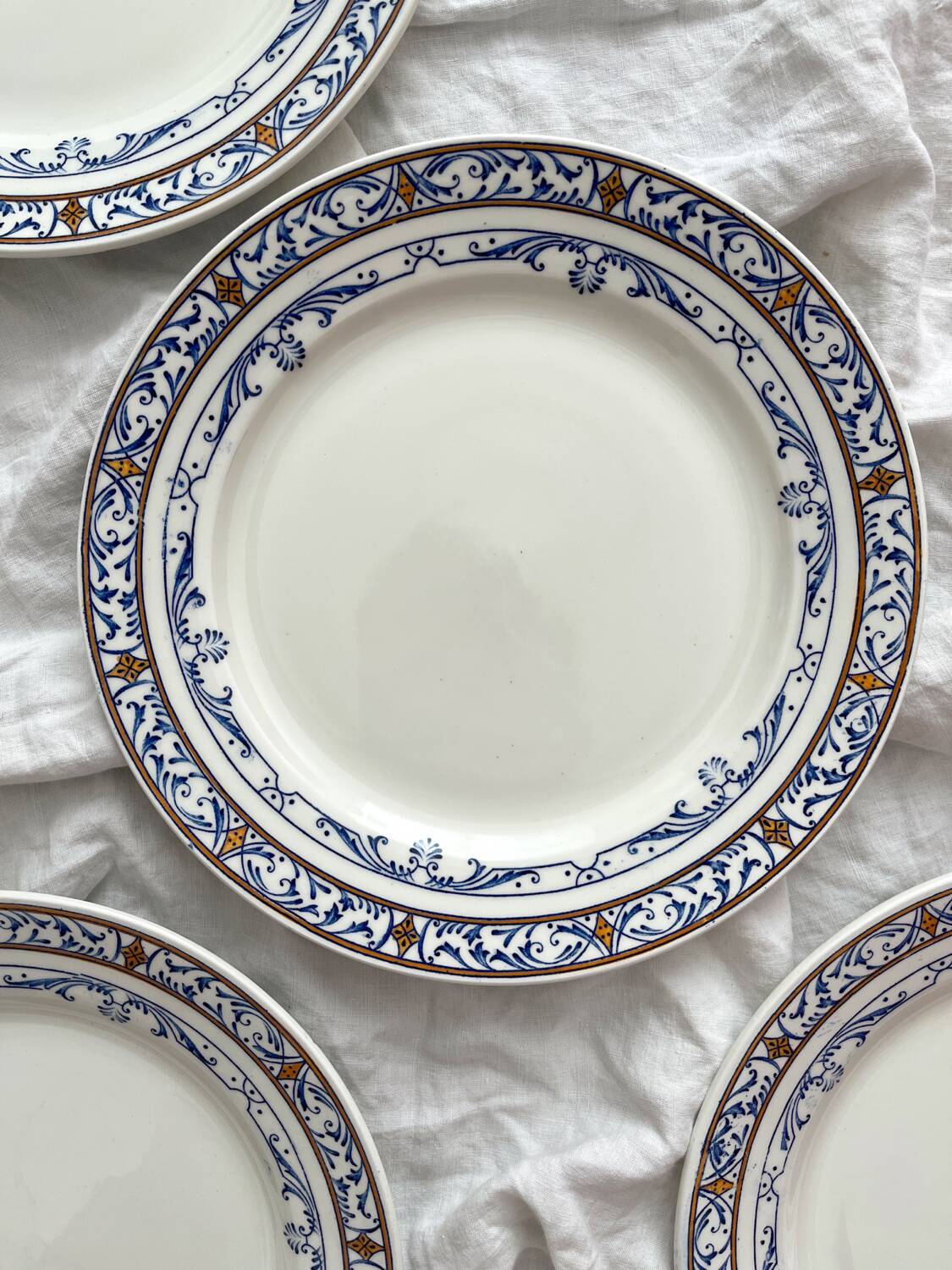 4 flat ironware plates “Colbert” Creil and Montereau