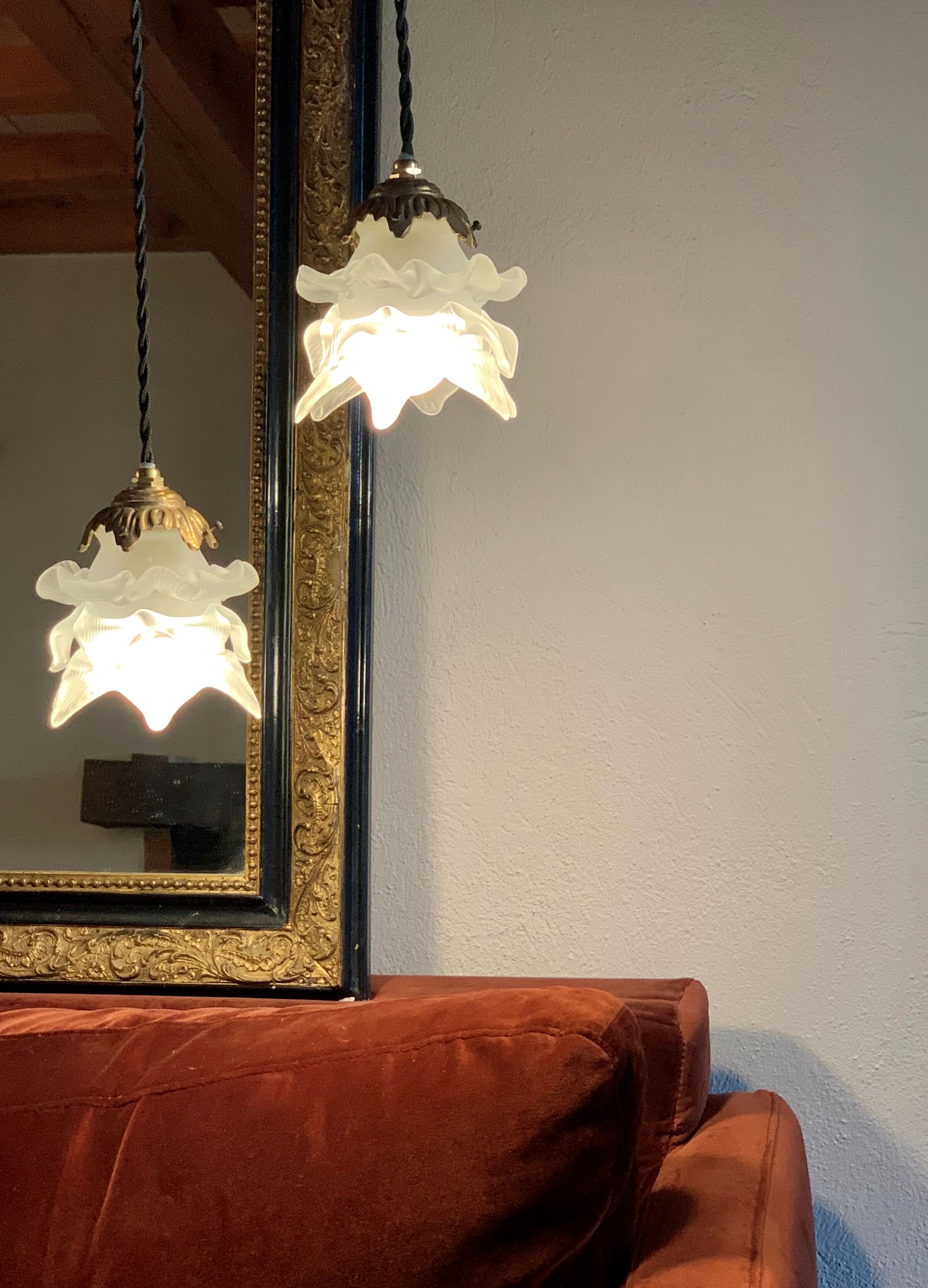 Duo of walking roses glasses Art Deco