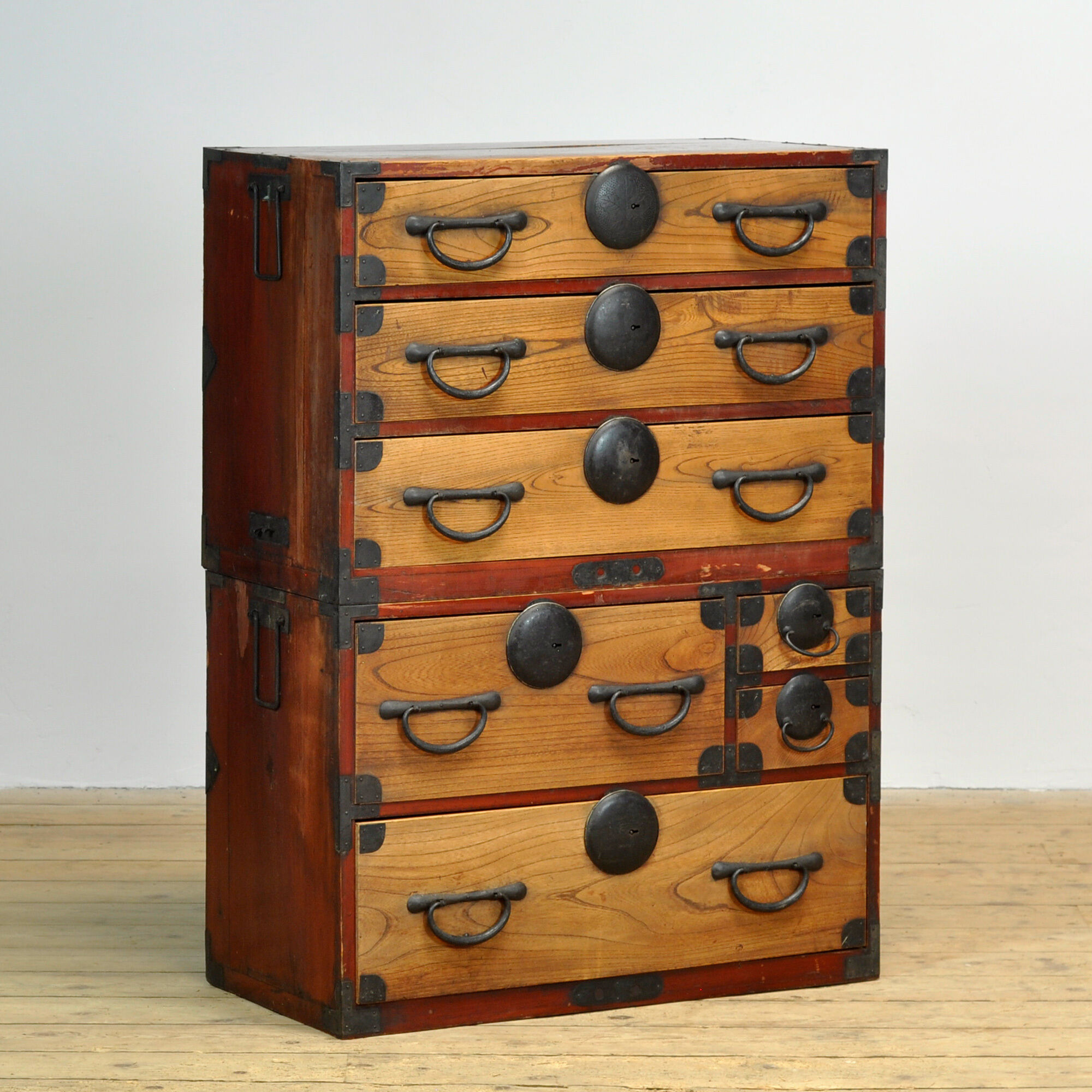 Japanese Tansu chest of drawers, circa 1870