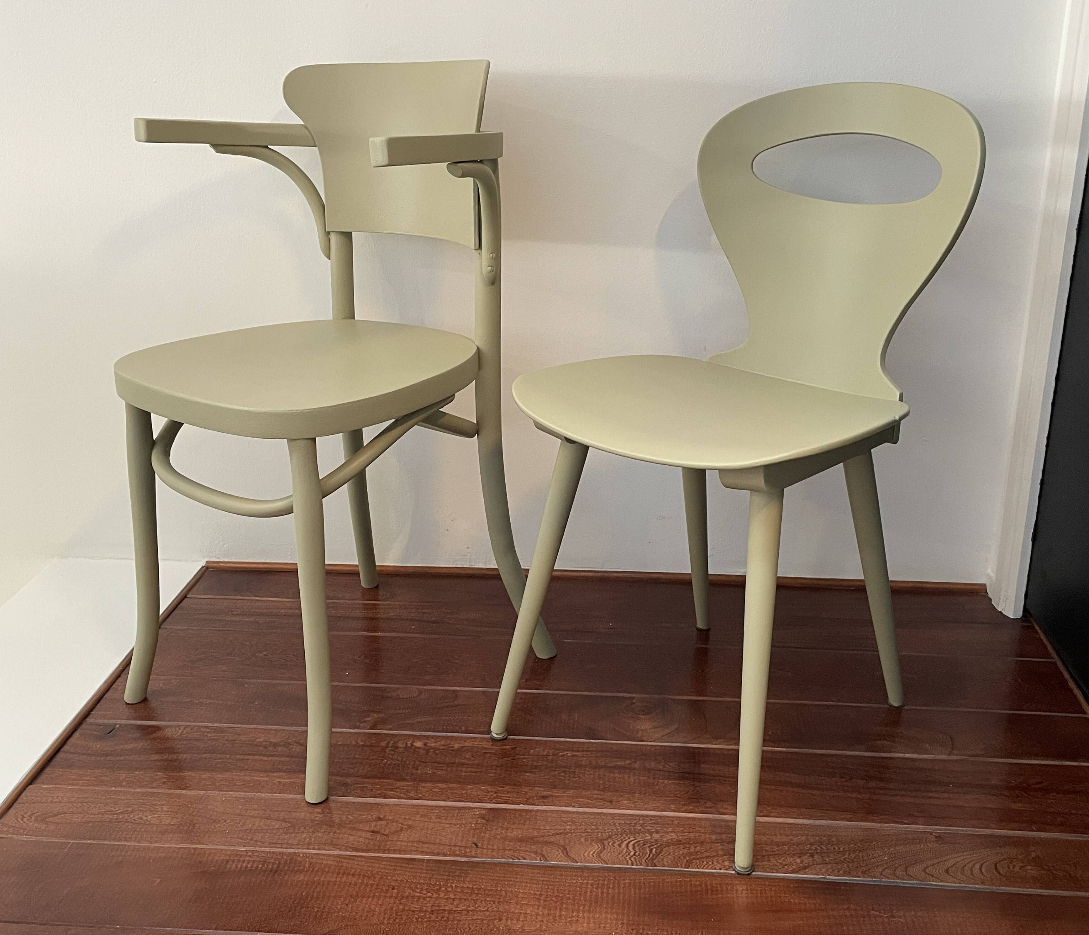Set of 2 BISTROT wooden seats: BAUMANN chair and LUTERMA armchair.