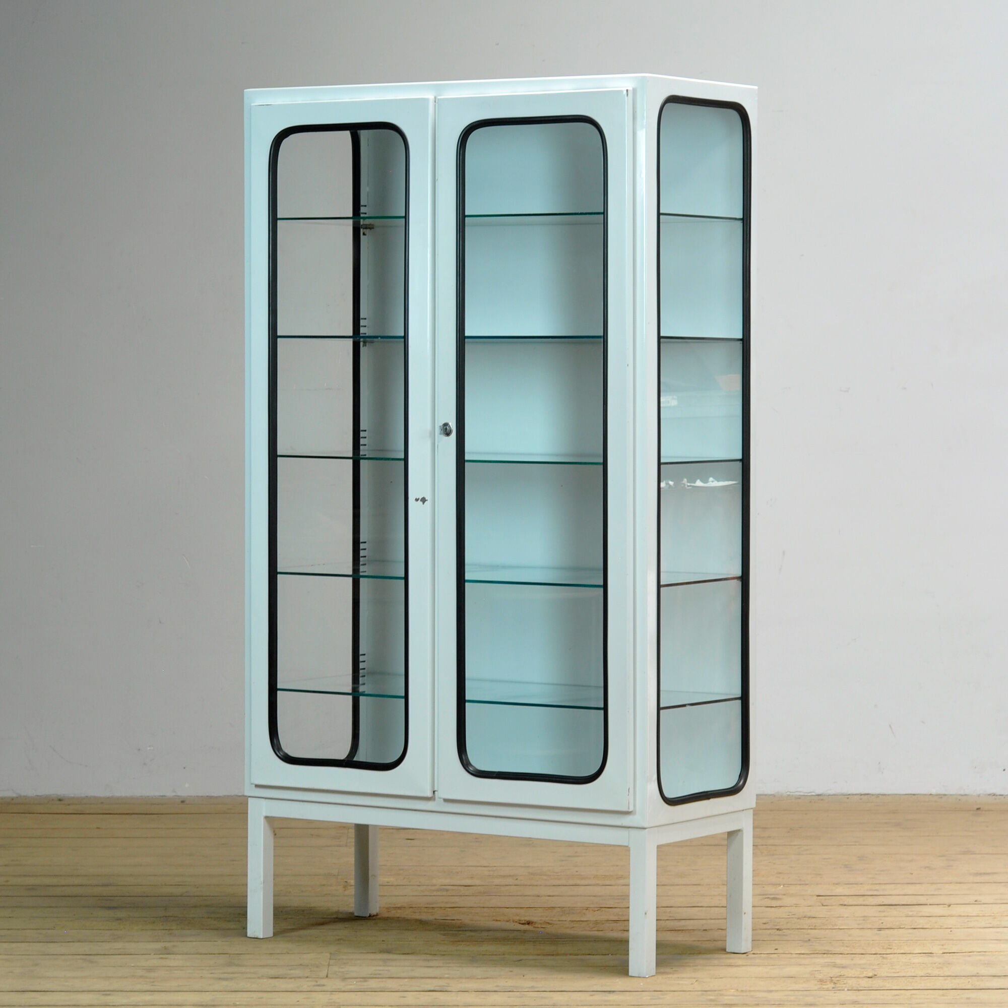 Vintage medical cabinet, 1970s