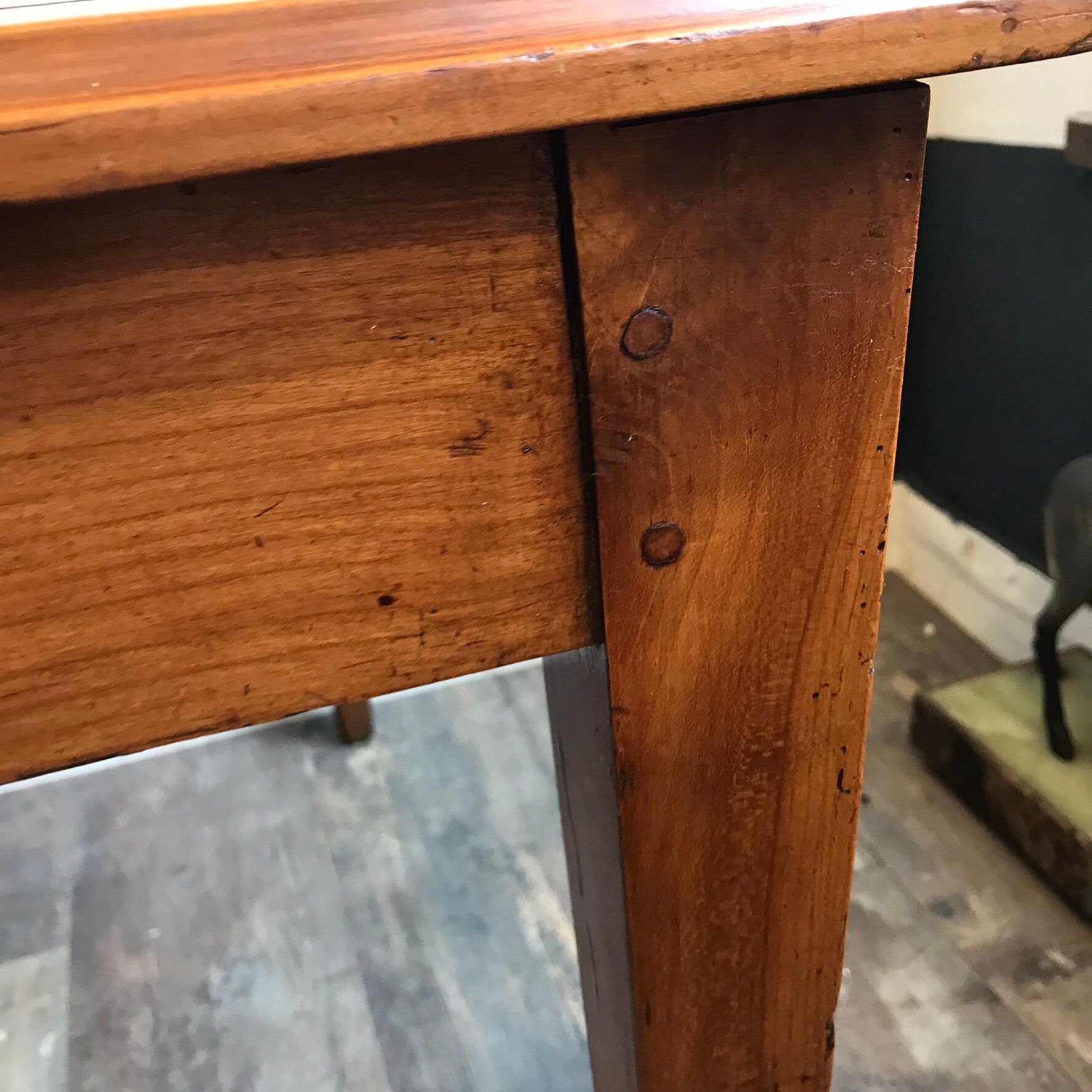 Vintage coffee table - 82cm x 56 cm - Height 64 cm