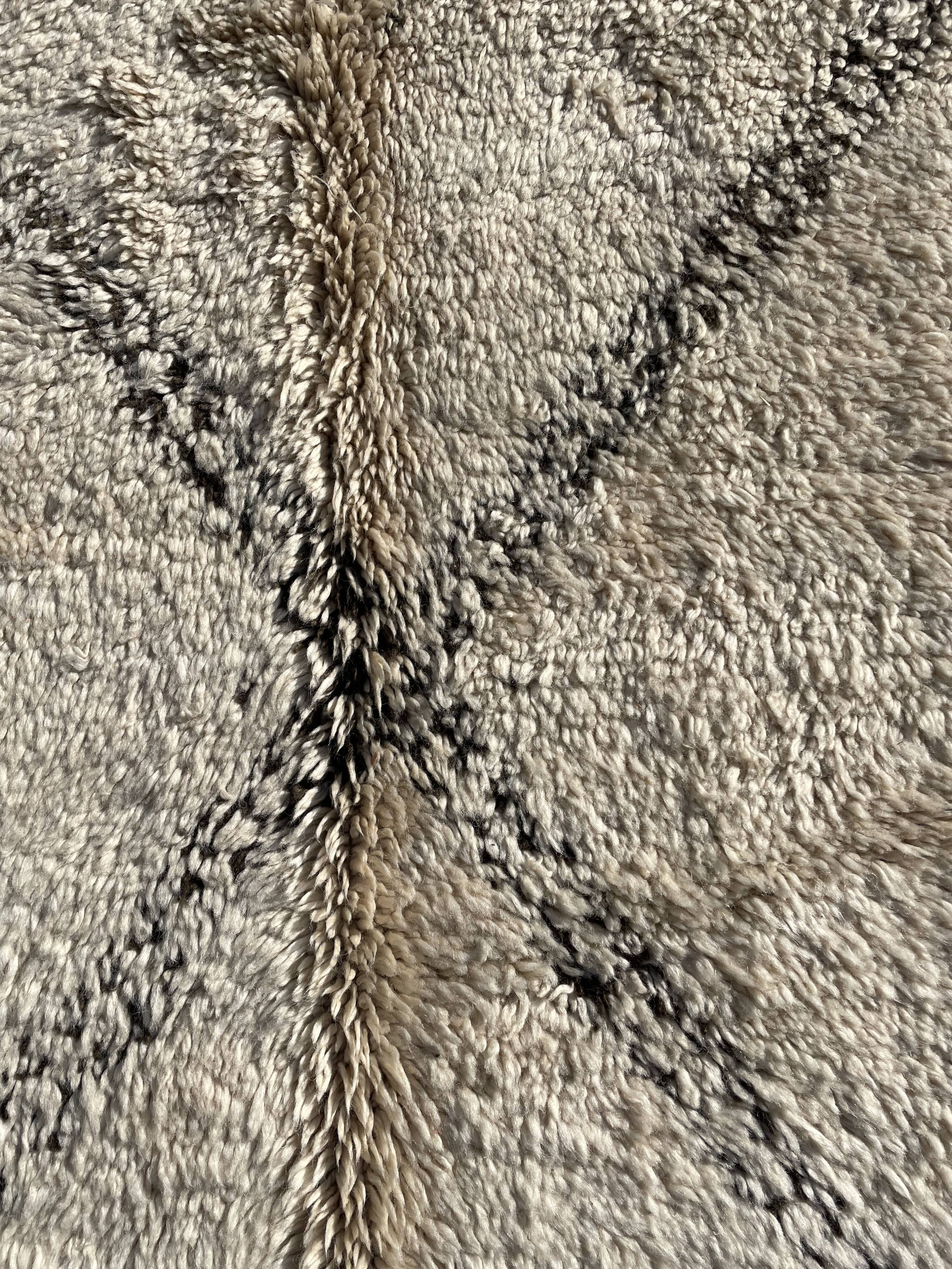 Old berber carpet from 1988