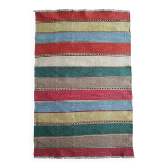 Handmade Persian Qashqai rug 165x110cm