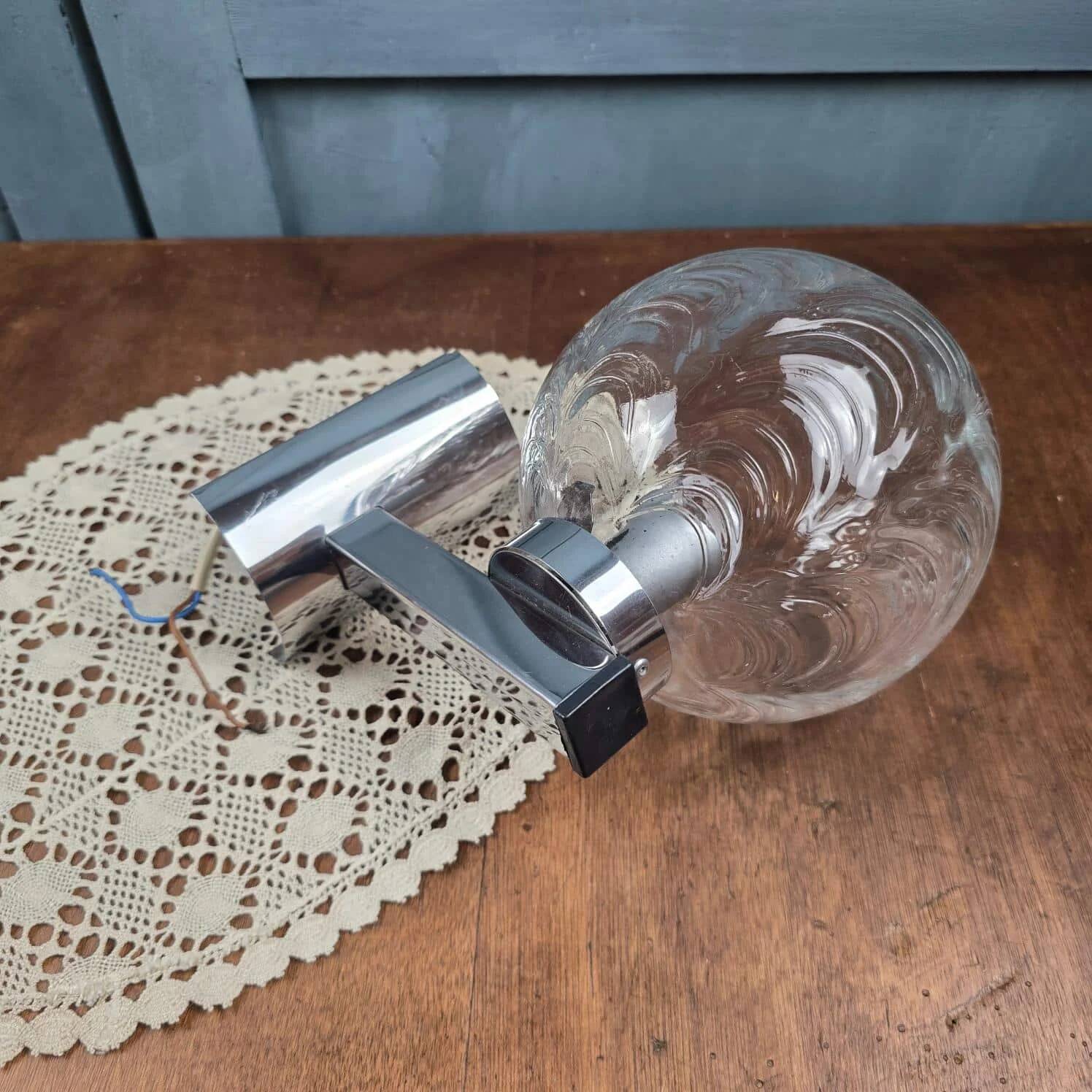 Vintage Space Age chrome wall light – Moulded glass globe