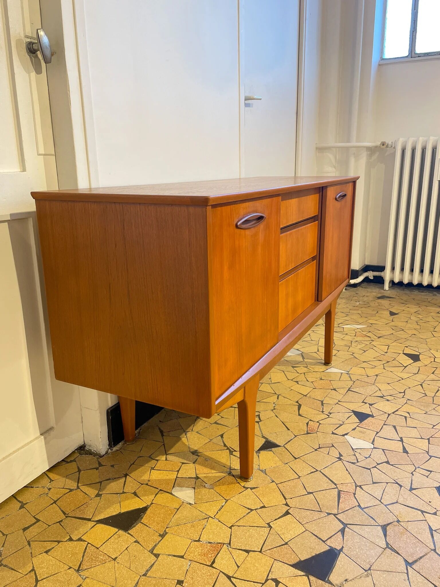 Jentic Enfilade 128cm