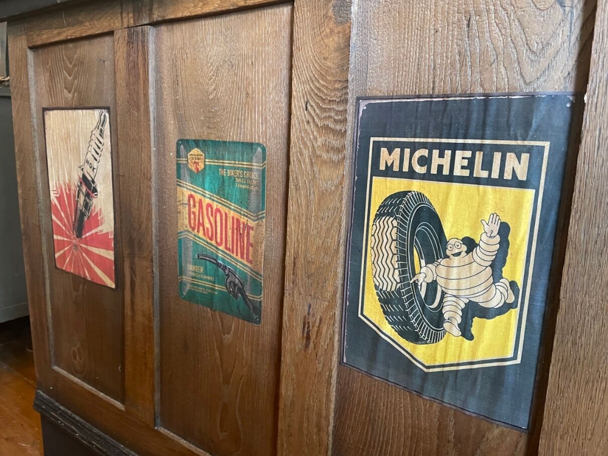Bar barretje mancave Frans