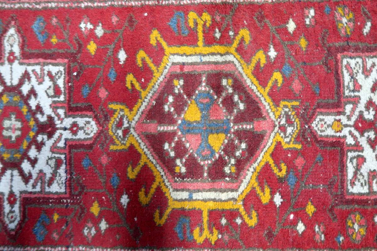 Handmade antique Persian Karajeh rug 2.2' x 4.1' (68cm x 126cm) 1930s - 1C1155