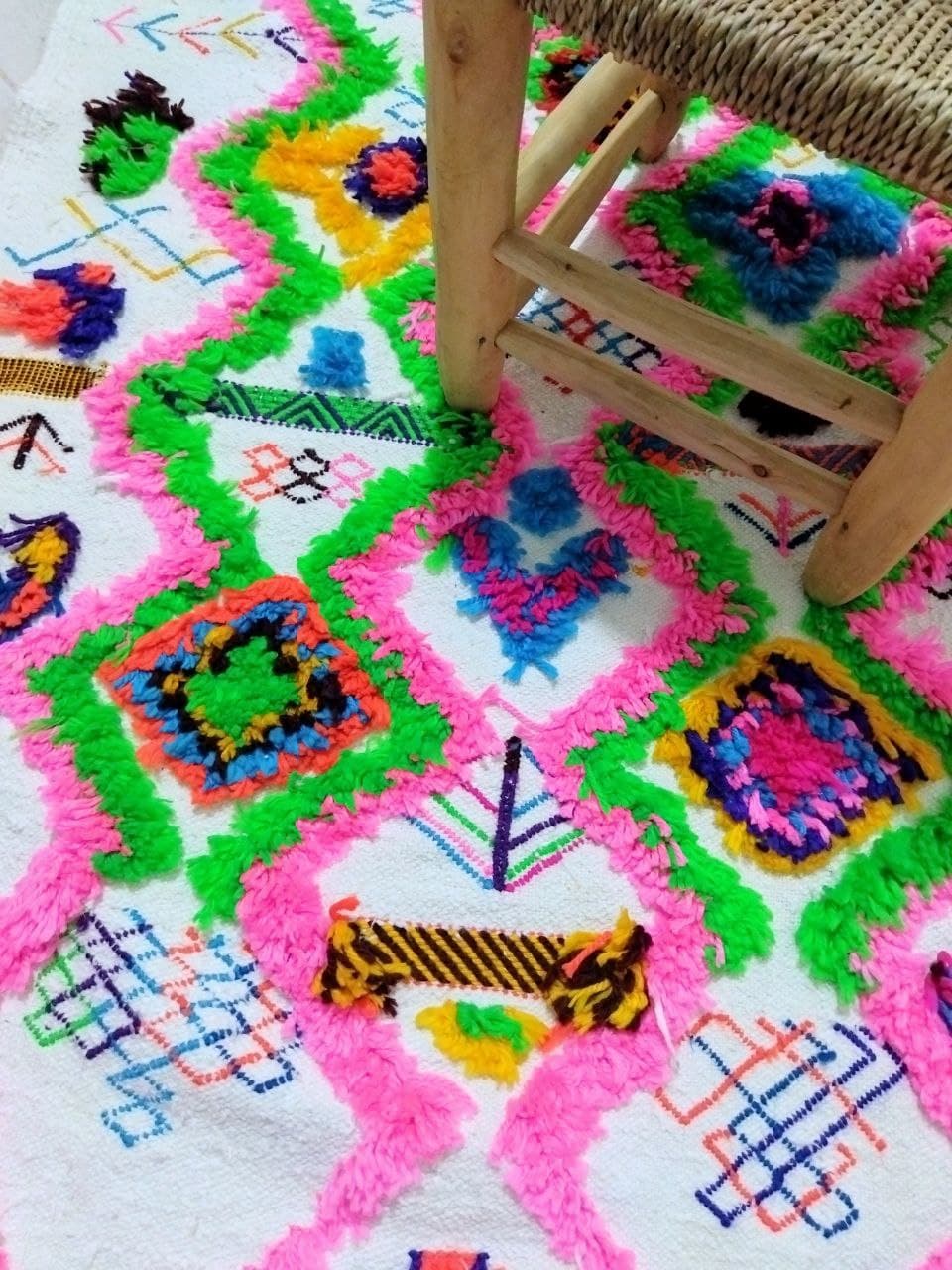 Tapis berbère marocain tribal coloré 280 x 140cm