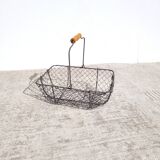 Panier à œufs grillagé ancien