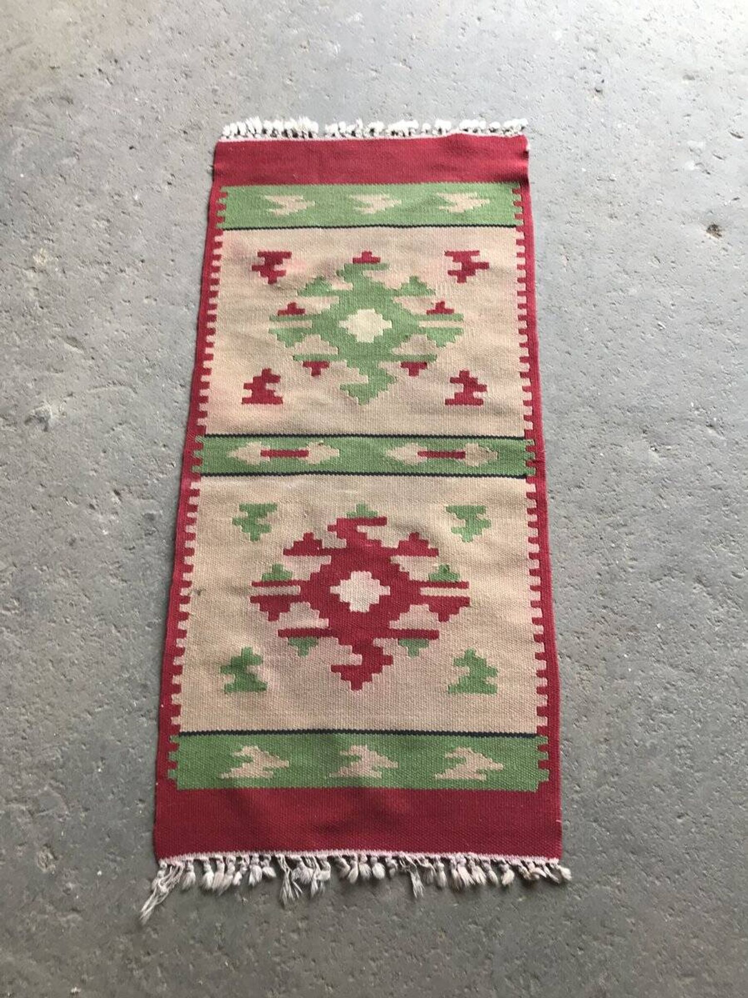 Mid-century multicoloured hallway rug in textile, kilim style, 1950s — 106 x 47 cm