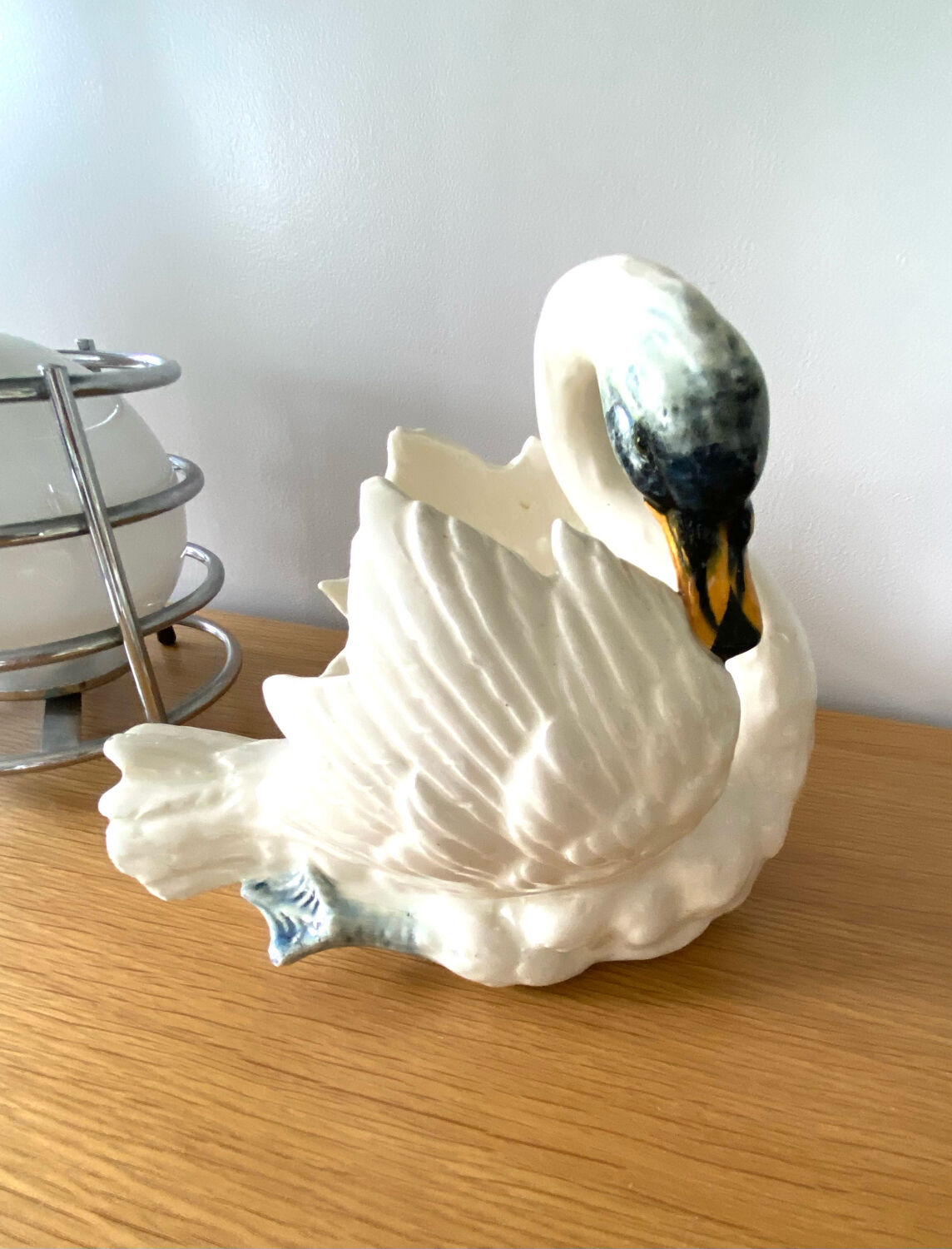 Ceramic Swan Cache Antique Pot Design Slip Empty Antique Pocket