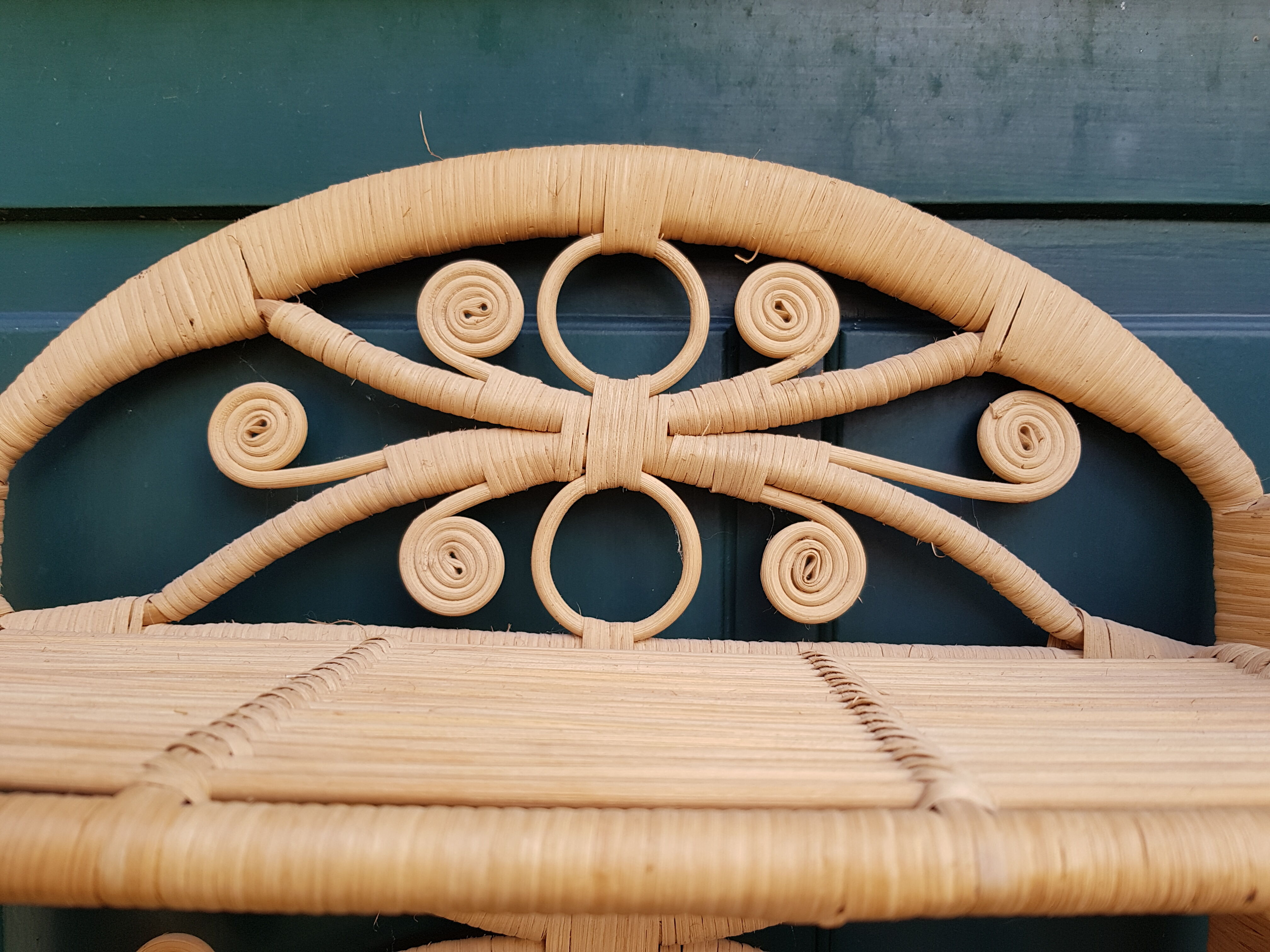 Folding shelf Peacock