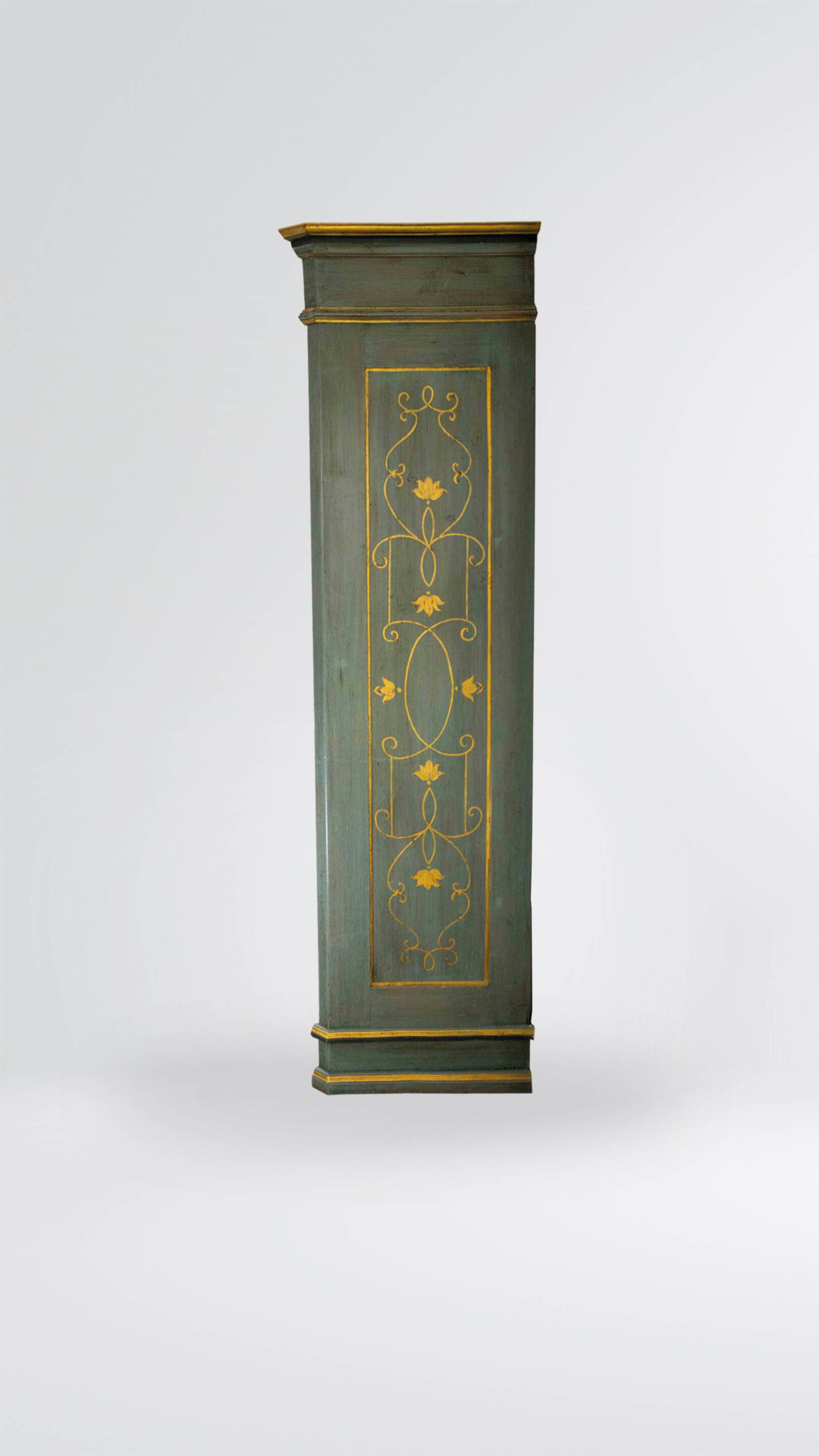 Armoire