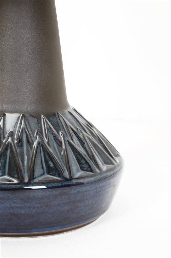 XL Søholm / Einar Johansen “1058” table lamp / Ceramic / Mid-century / Danish modern design / 1960s / 1970s