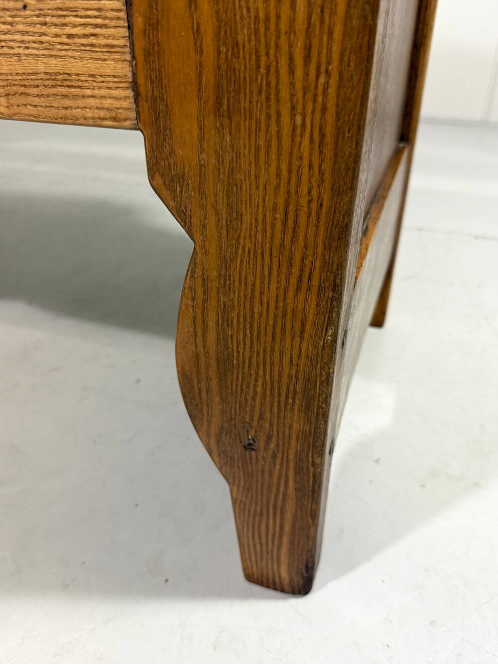 Antique oak bench in Biedemeier style 1860-1900