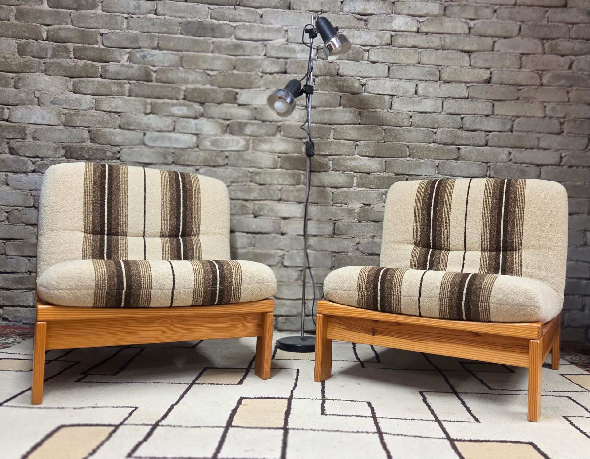 Pair of vintage 1970s armchairs in solid pine.