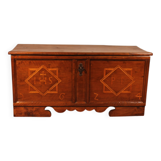 Chest dated 1624 - Haute Savoie