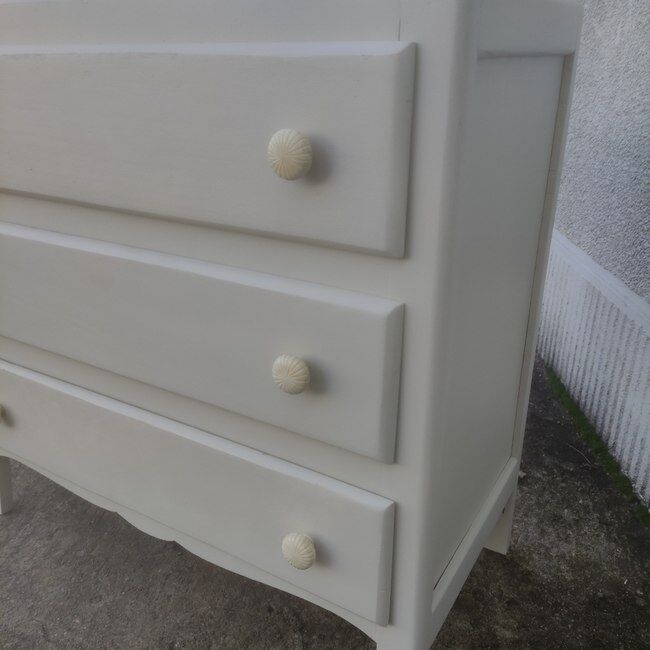 Shallow antique chest of drawers