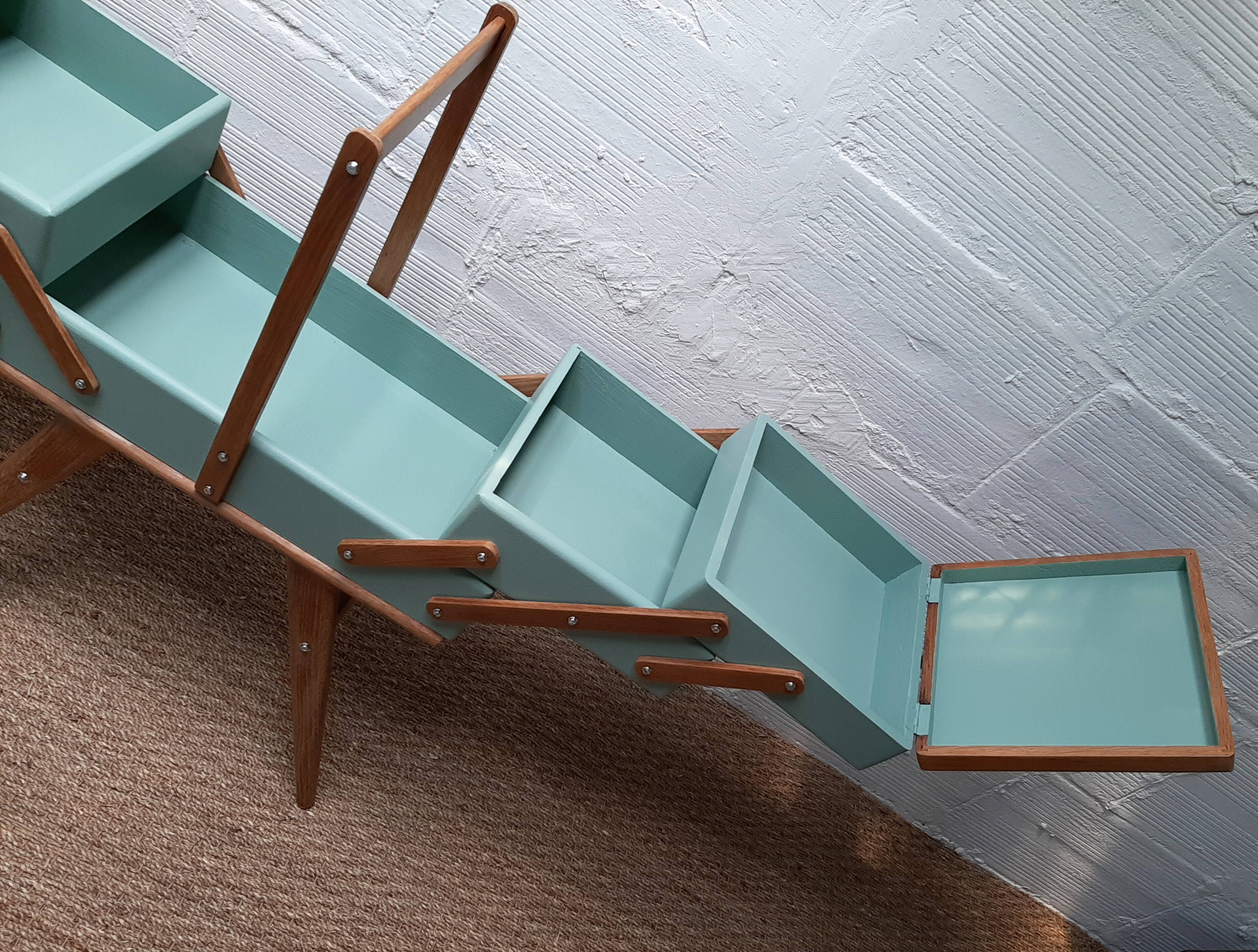 Sewing table years 50
