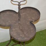 Clover-shaped iron table