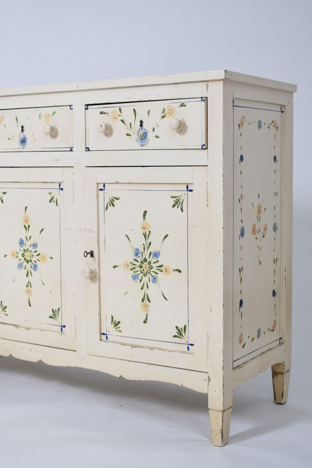 Sideboard with three drawers. Portugal, 1970s