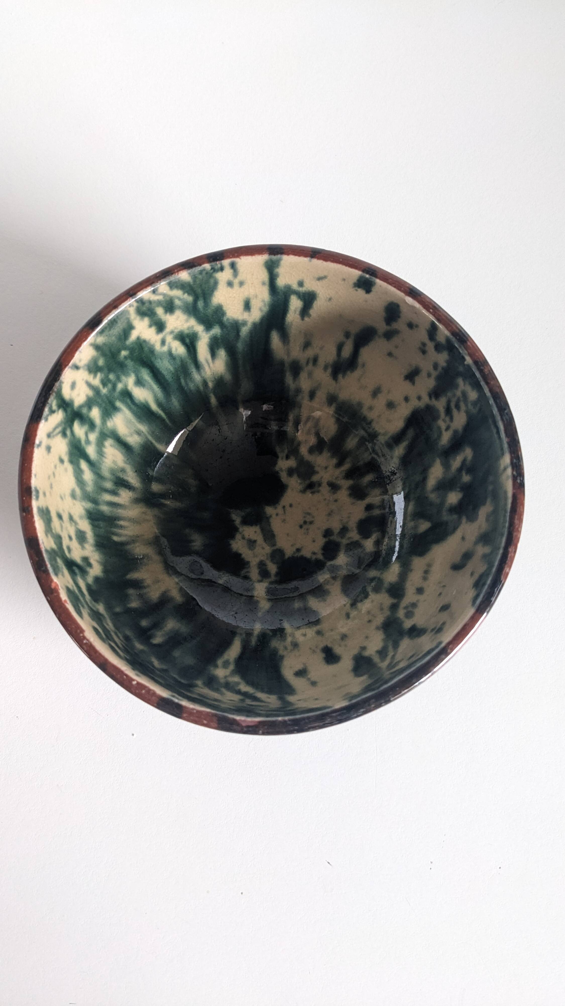 Glazed terracotta bowl Occitania