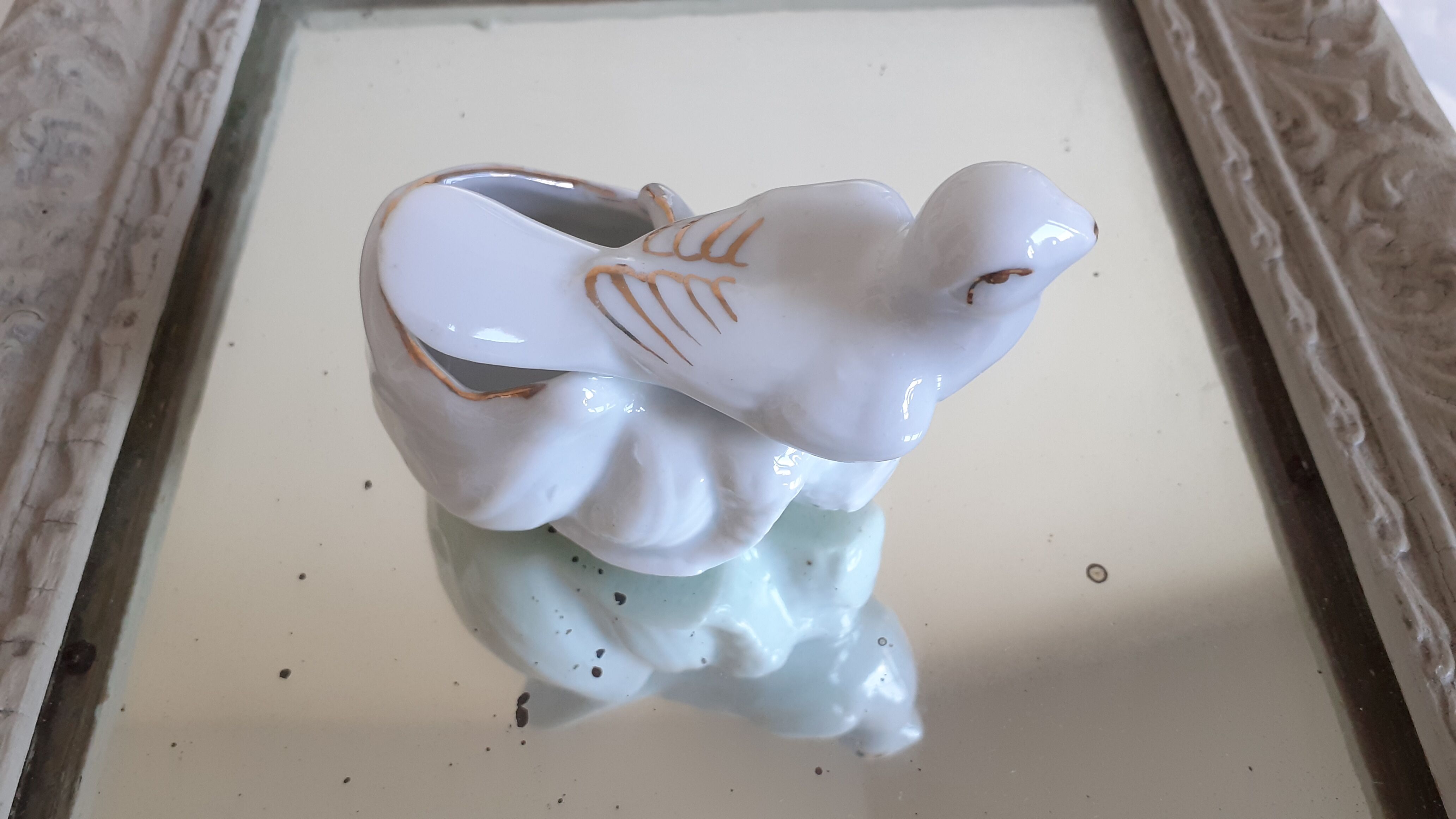 Bird porcelain salt shaker
