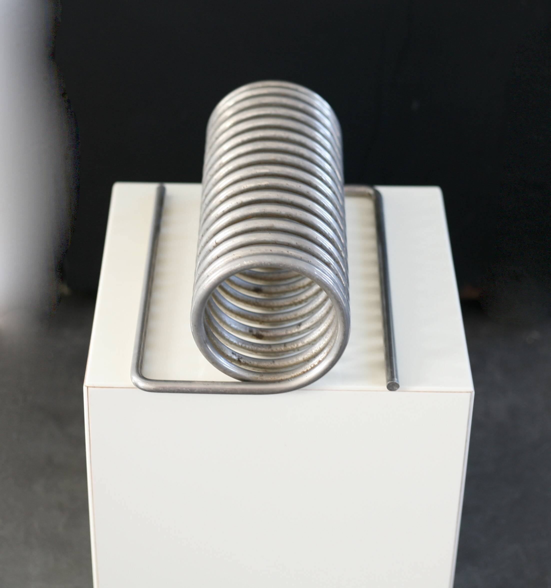 Large magazine rack by Yonel Lebovici, France, 1969