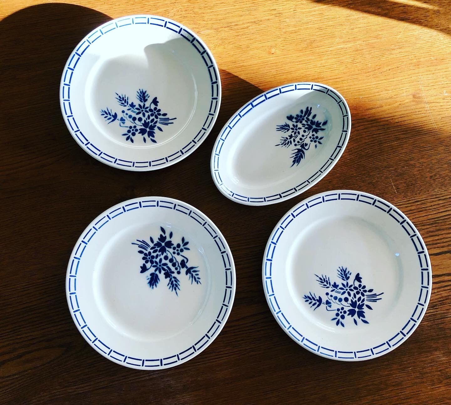 Set of 4 plates Badonviller