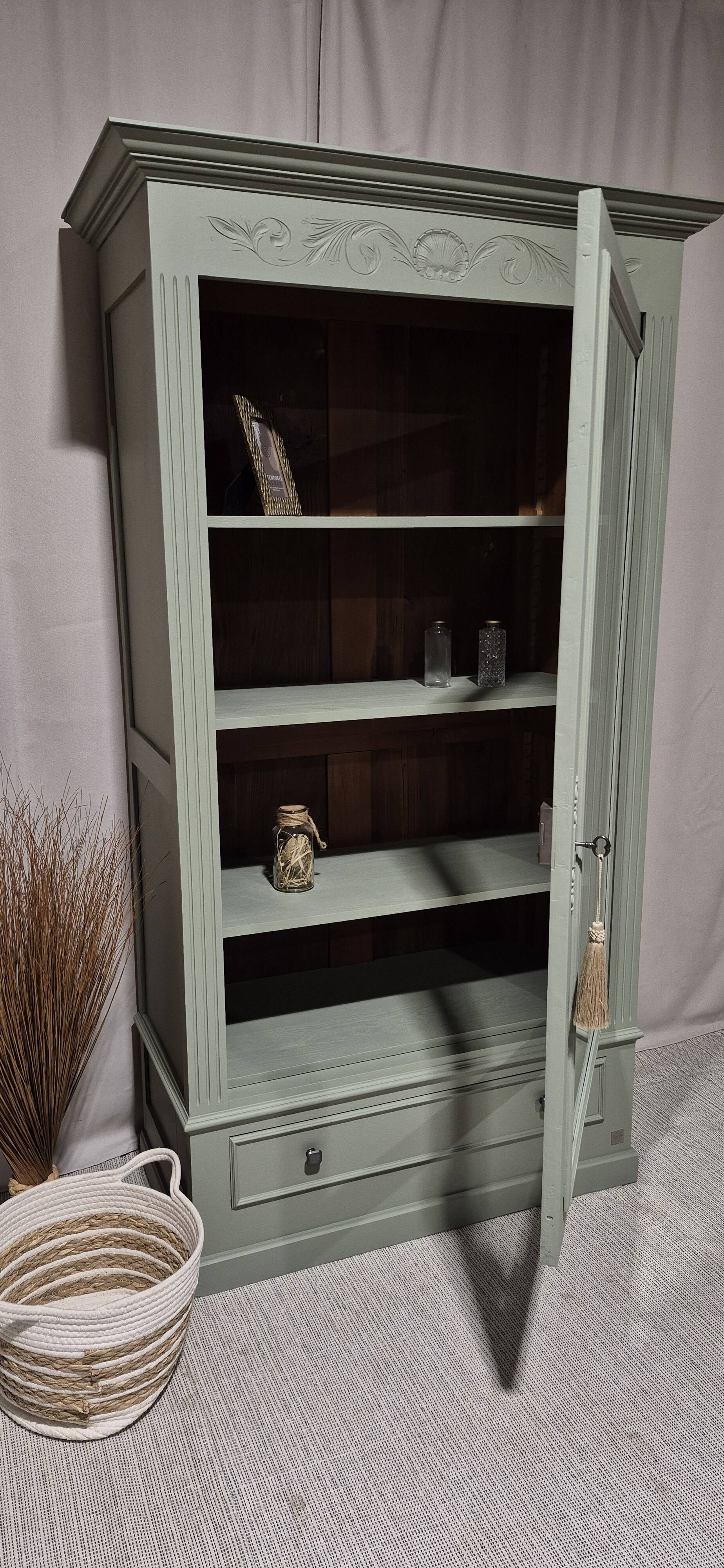 Glass display cabinet with drawer